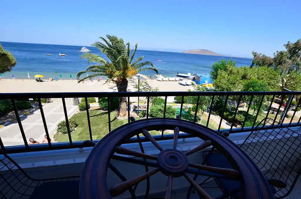 avşa pansiyonları denize sıfır